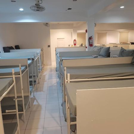 Albergue Dormitels.Ph Ermita Manila Habitación foto